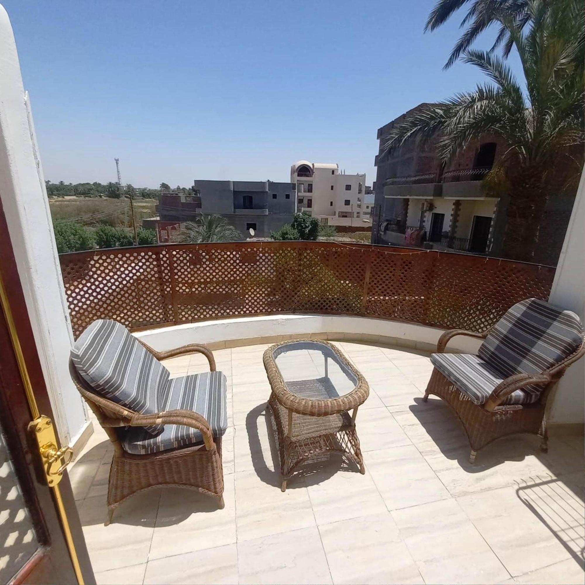 Villa Giulio Luxor Guest House Eksteriør billede